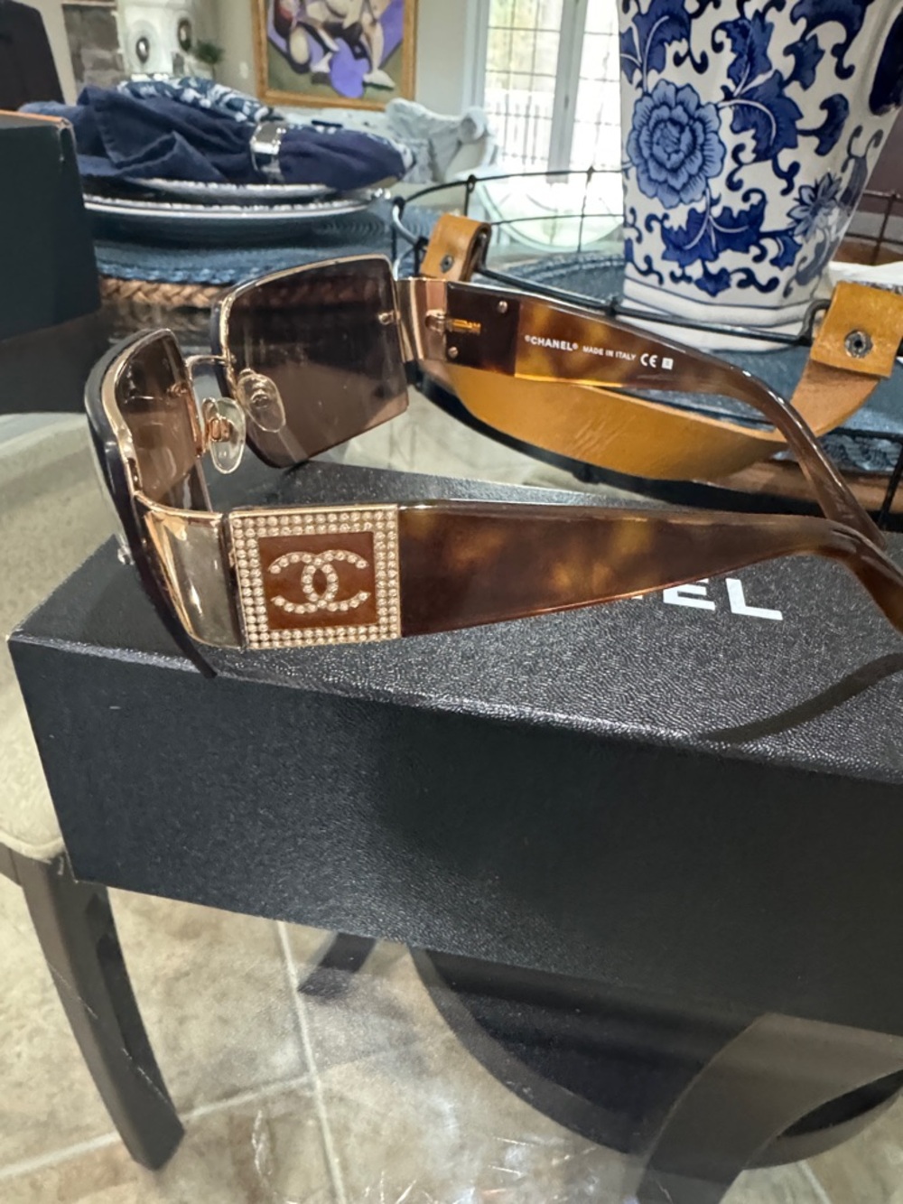 CHANEL Brown Gradient Rimless Sunglasses with Tortoiseshell Temples - Picture 2 of 10